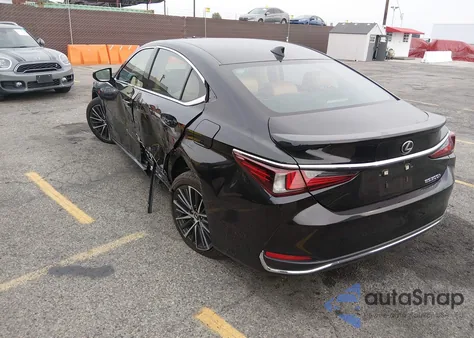 2025 Lexus Es 300H z USA, uszkodzony, nr VIN 58ADA1C17SU060186